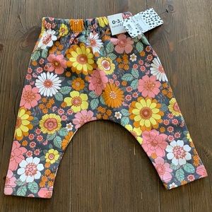 NEW Floral Baby Joggers 👶🏼 CUTE